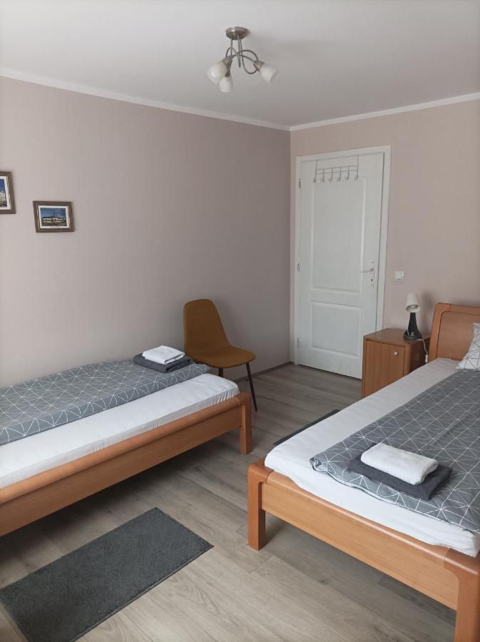 Ariana Apartman クラグイェヴァツ エクステリア 写真